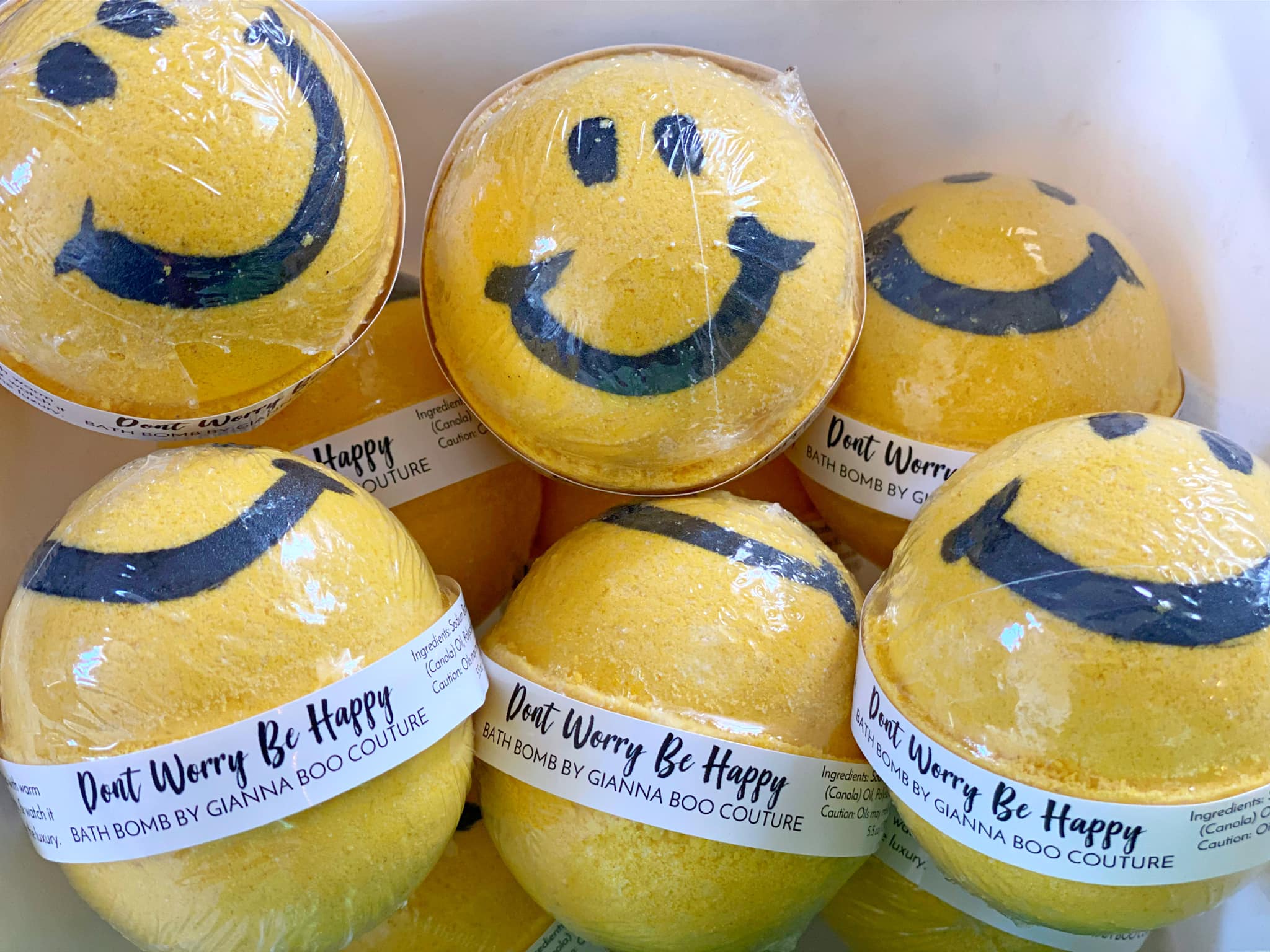 Don't Worry be Happy Bath Bomb 5.5 oz Don't Worry be Happy Bath Bomb 5.5 oz