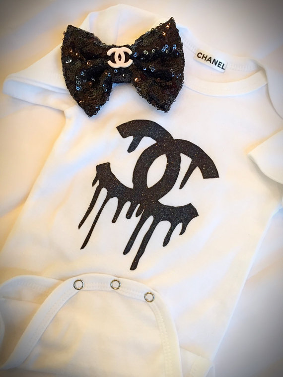 Designer Inspired Dripping CC Set w/Bow