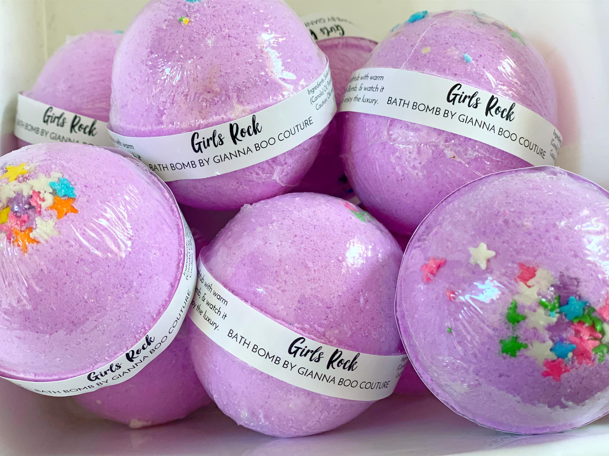Girls Rock Bath Bomb 5.5 oz Girls Rock Bath Bomb 5.5 oz