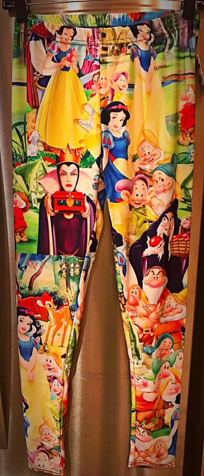 Snow White MOM Wear (OS)